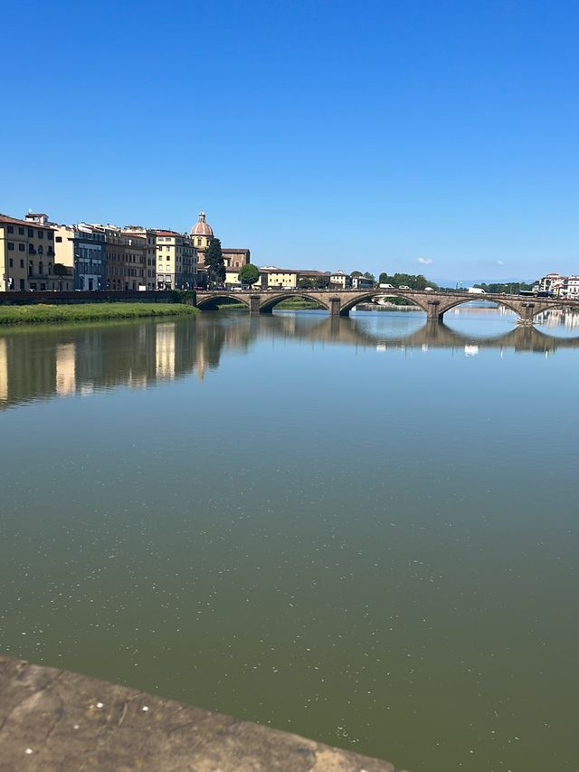 The beauty of Ponte Vecchio during the day