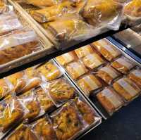 여행가는달 몽골 울란바토르의 오래된 빵집 Jur Ur House & Bakery
