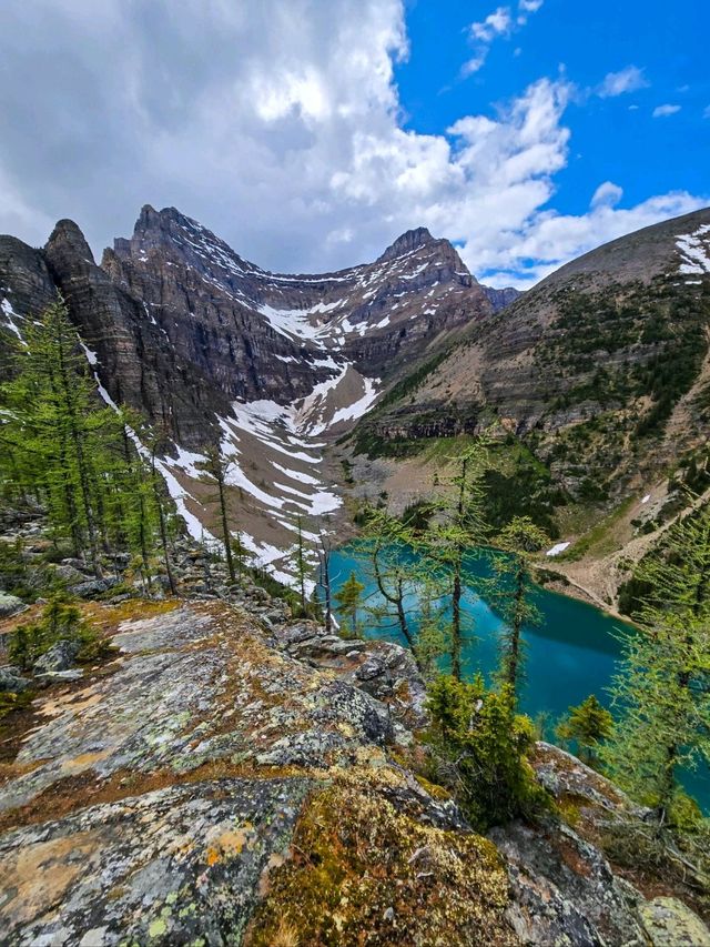 Chasing Glaciers and Dreams: My Unforgettable Lake Louise Adventure