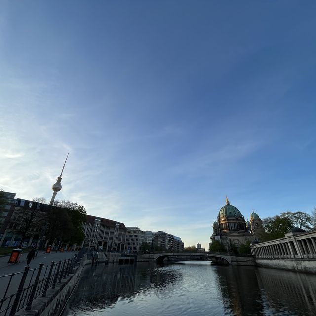 Spree river… Main vessel of Berlin 