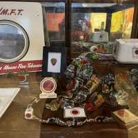Lucky strike の工場！