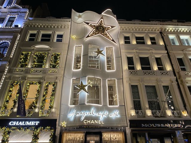Bond St Christmas Lights Dazzling Elegances 