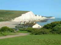Enjoy the beauty of the Seven Sisters Cliffs @ Sussex, England