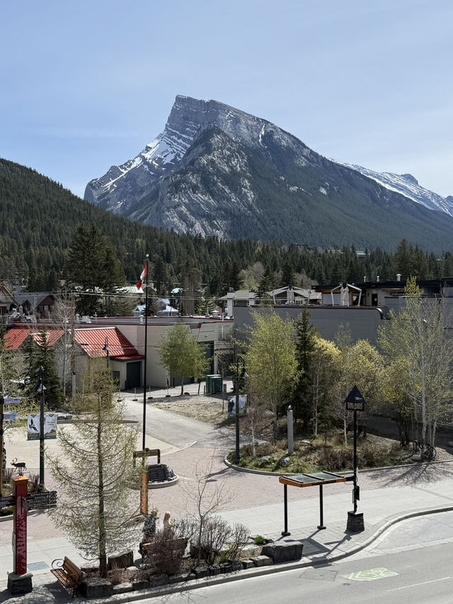 Escape to Banff 🌲🏞️