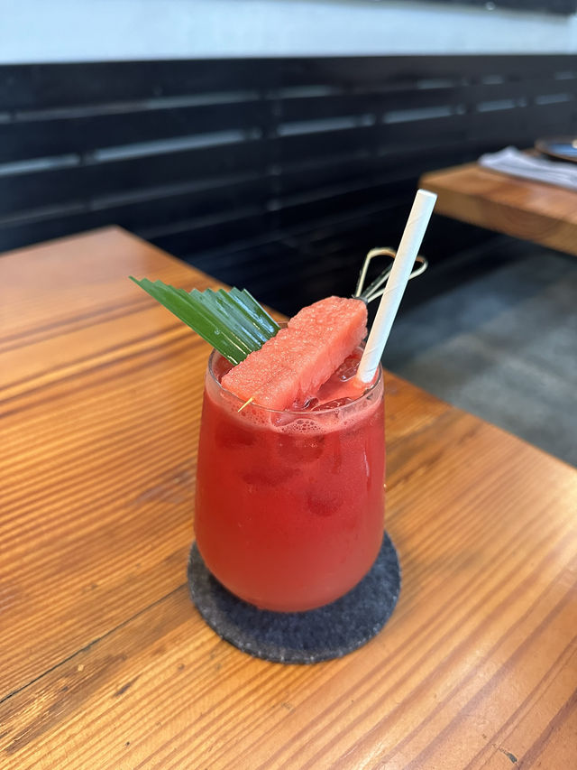 🍜 “Saigon Eatery – Big Flavors in a Chill Corner of Phu Quoc 🌴🇻🇳”