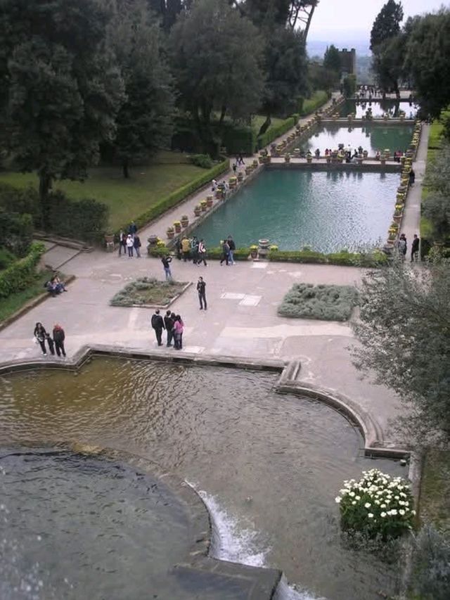 Tivoli: Rome's Enchanting Escape of Villas, Gardens, and Ancient Wonders Tivoli: Rome's Enchanting Escape of Villas, Gardens, and Ancient Wonders