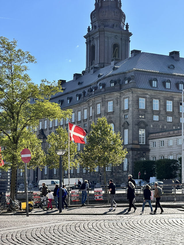Denmark Trip: Copenhagen Mermaid Tales and Spot to Find Her