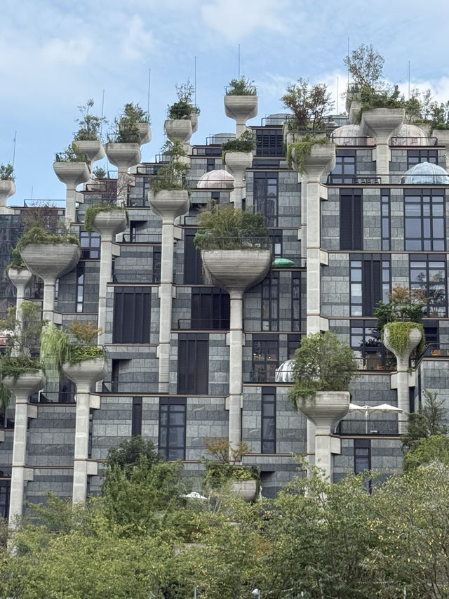 Торговый комплекс "1000 деревьев" или "1000 Trees"в Шанхае