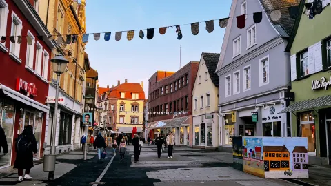 เปิดประตูสู่เมืองออฟเฟนบูร์กอย่างง่ายดาย 🇩🇪 — traveler post in Offenburg