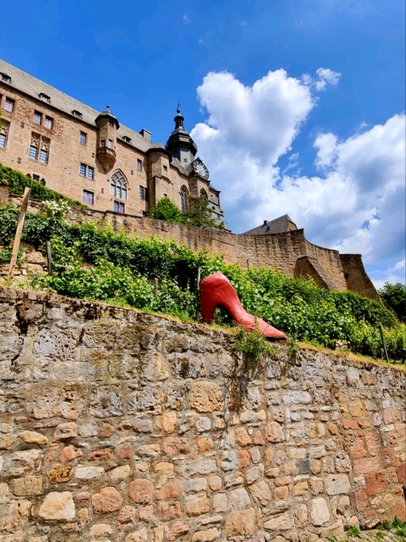 マールブルク：ドイツの中心にある、まるで現実のおとぎ話のような街🏰✨🇩🇪
