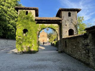 🏰🇮🇹 Grazzano Visconti — One of Italy’s hidden medieval gems