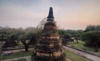 The capital of the Thai Ayutthaya Dynasty, with over 600 years of palace ruins and more than 200 preserved ancient pagodas.