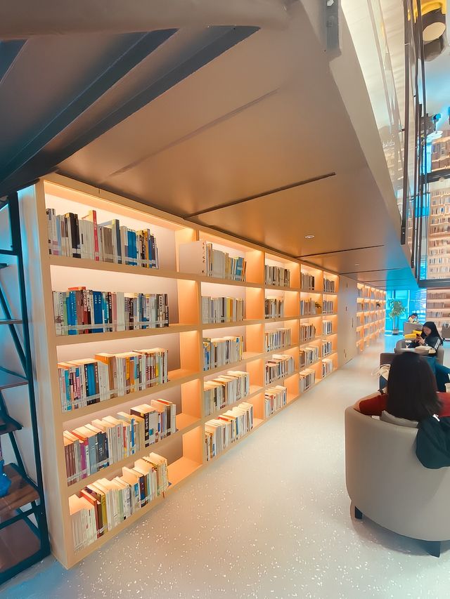深圳福田街道圖書館|這裡真的很夢幻