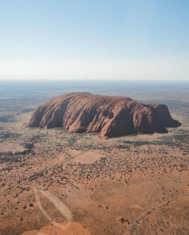 烏魯魯，世界上最大的單體岩石，是一個讓人充滿力量的能量場所