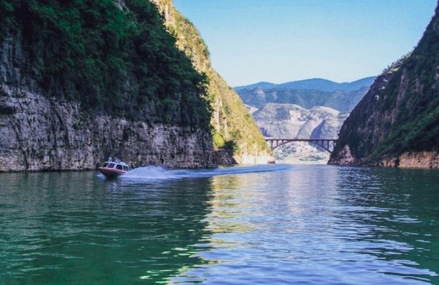 巫山小三峡：自然與人文交織的旅遊勝地