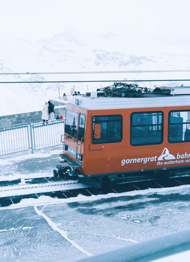 瑞士一路與雪山為伴