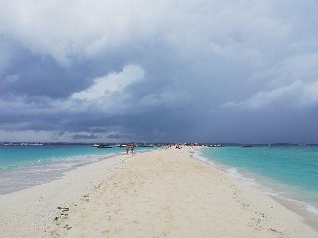 大洋裡的愛戀—Nakupenda Beach