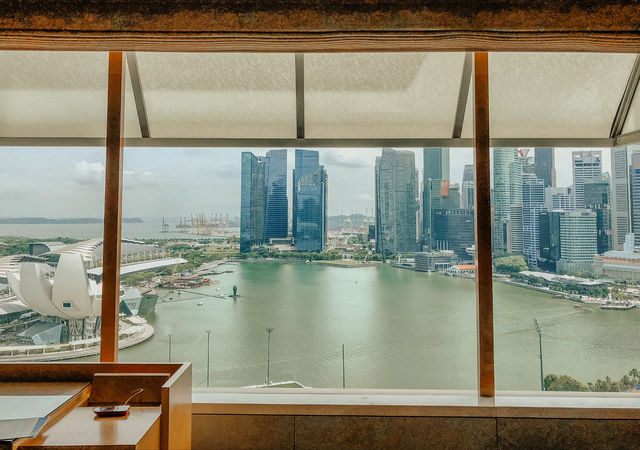 新加坡濱海灣最佳觀景位就在麗思卡爾頓美年