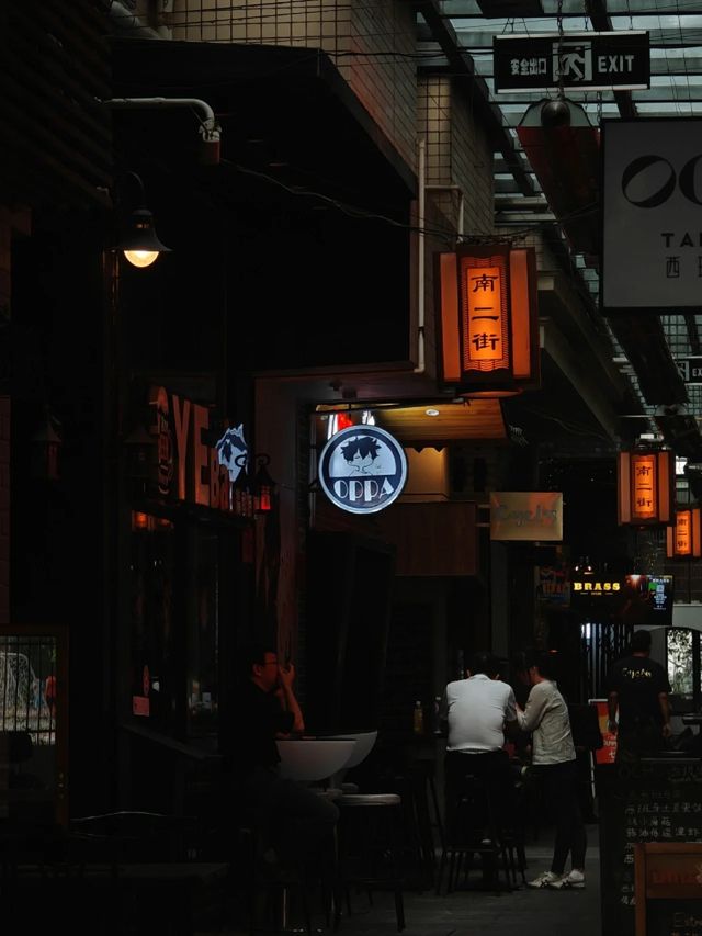 適合逛吃拍照的港風小吃街深圳的小香港