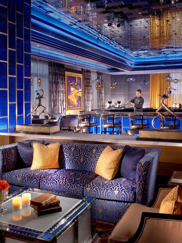 🌟✨ Chennai's Luxe Leela Palace: A Stay Fit for Royalty 🏰✨