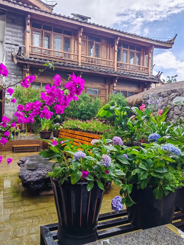 在麗江 | 居然真的住進了莫奈花園裡，美腻啦！