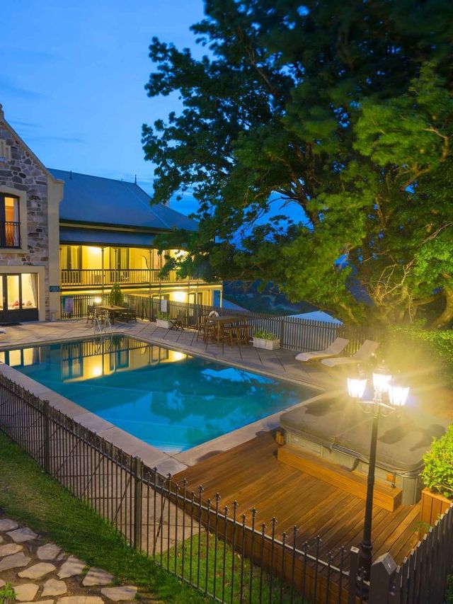 🌟✨ Adelaide's Elegant Escape: Mount Lofty House 🏰🍃