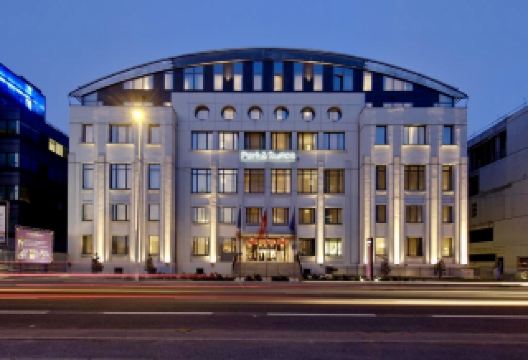 Lyon Classic French Style | Comfort Suites Rive Gauche Lyon Centre