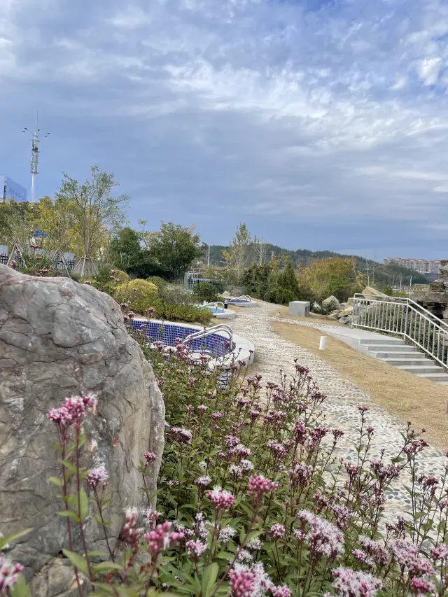 Ailisen Hot Spring, your perfect hot spring paradise. 