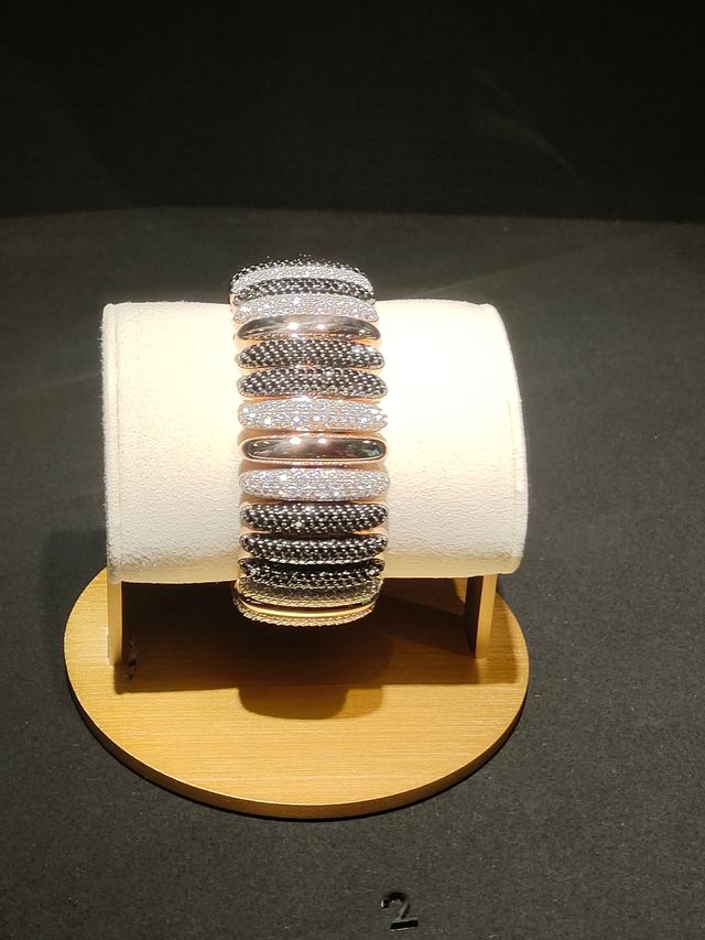 最後兩天!!展覽免費——高奢 Pomellato。 最後兩天!!展覽免費——高奢 Pomellato。