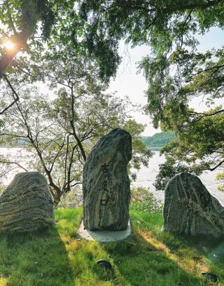 Where to go on the weekend? Encounter Pinghu Jiulong Mountain. 