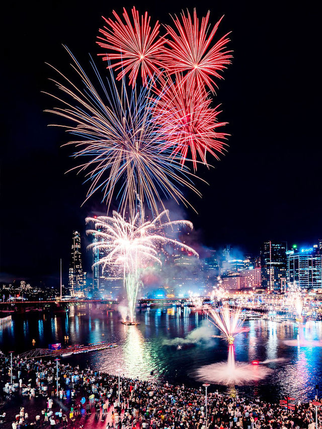 Comprehensive Guide to Darling Harbour Fireworks Show in Sydney