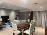 迪拜希爾頓沃克酒店：海灘近鄰