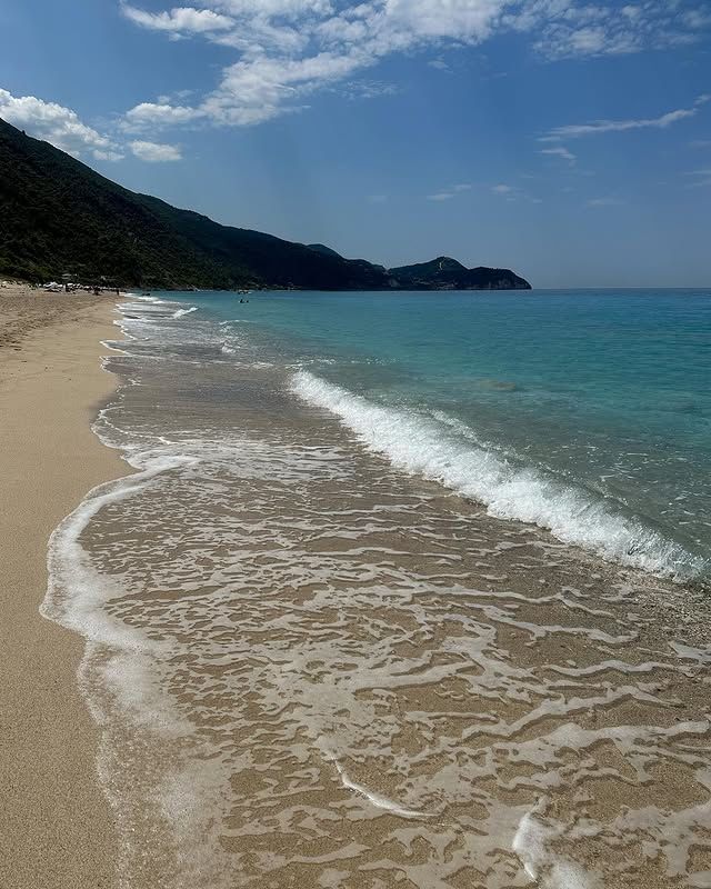 希臘萊夫卡斯島波吉奧海灘——隱秘的碧海天堂