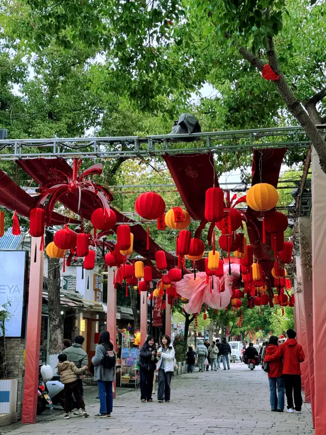 Spring Escape to Yangzhou | Encounter a City of Romantic Peach Blossoms