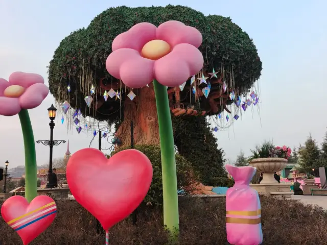 I've been to Lehuo Hengye Happy World 5 times and finally figured out how to enjoy it properly. 