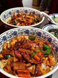 蕪湖八佰伴還是厲害的…皖南首店 ！ ！ ！