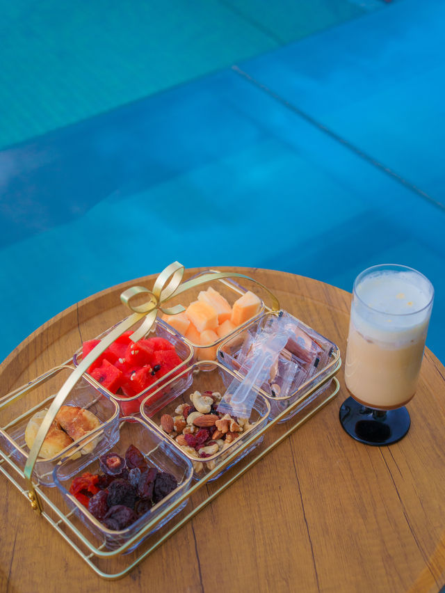 本來以為麗江已經夠美了，直到我住進風景裡