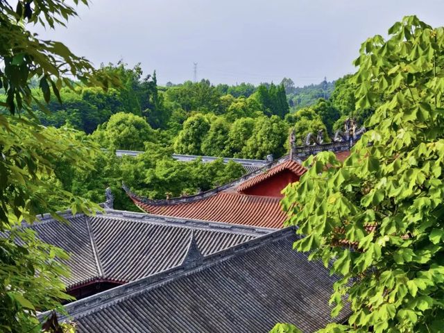 低調嘅百年古寺