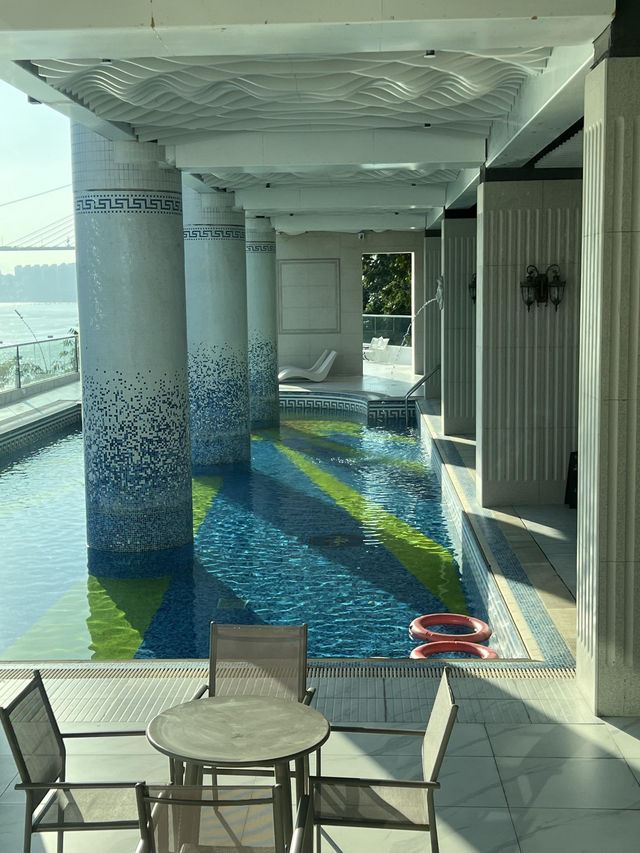 ✨香港荃灣華麗海灣酒店｜高性價比海景房！住進「寧靜海濱+本地生活圈」～🌊