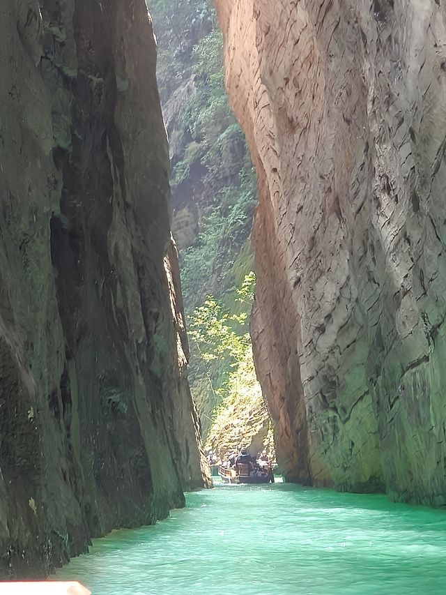避開人潮闖入綠野仙蹤‖去峽谷深處聽山風講故事～