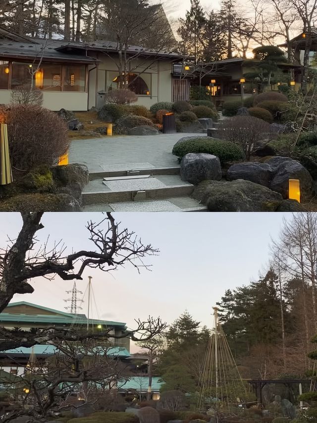 富士山下的日式庭園