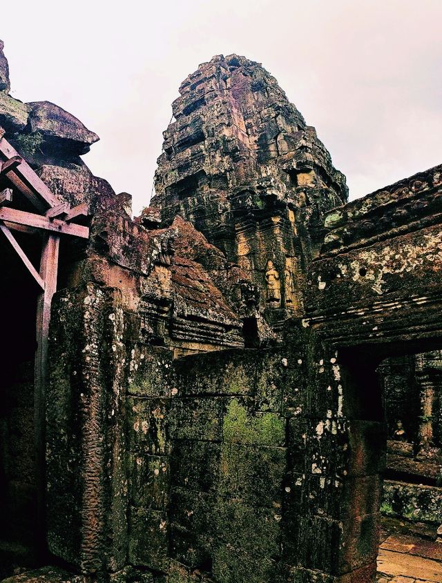 Thommanon Temple: Architectural Splendor of the Angkor Era Introduction: A Timeless Marvel
