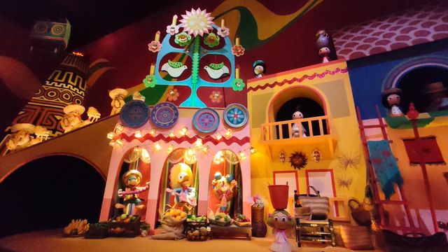Disney Sea版本的小小世界