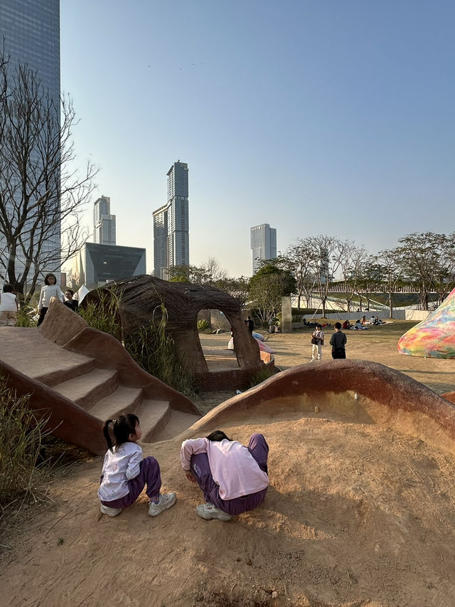 🌿 蓮花山公園 × 深業上城 × 筆架山｜搭捷運就能抵達的城市綠洲