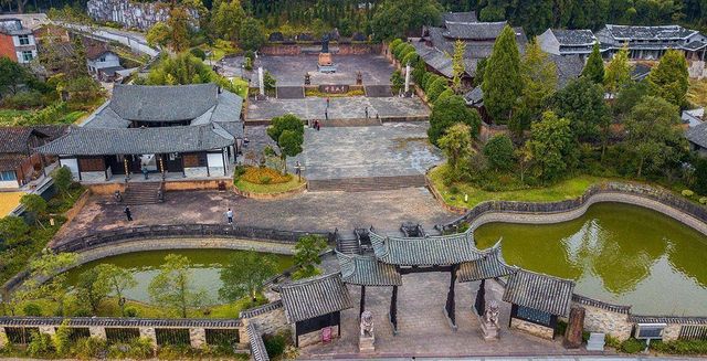 絕美瀑布打卡地 絕美瀑布打卡地