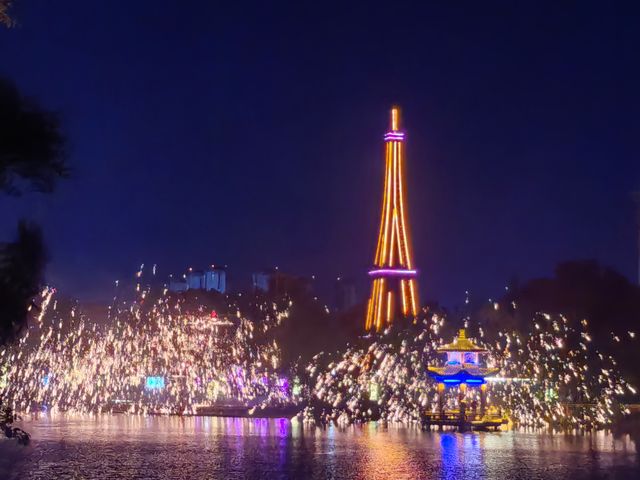 阜陽必去打卡點，夜景也超絕，阜陽人自己的花園