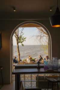 滇池日落封神!橘子海把浪漫焊在昆明黃昏裡