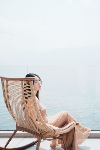 In Shuanglang Gugu Meimei · The Sound of Pomegranate Waves, Gently Reconcile with Yourself