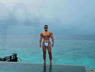 Six visits to the Maldives and still never tired! Hilton Amingili Island, just lying back and relaxing