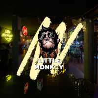 จะนั่งชิวดูบอลก็แวะมาได้ @Little Monkeys Club 